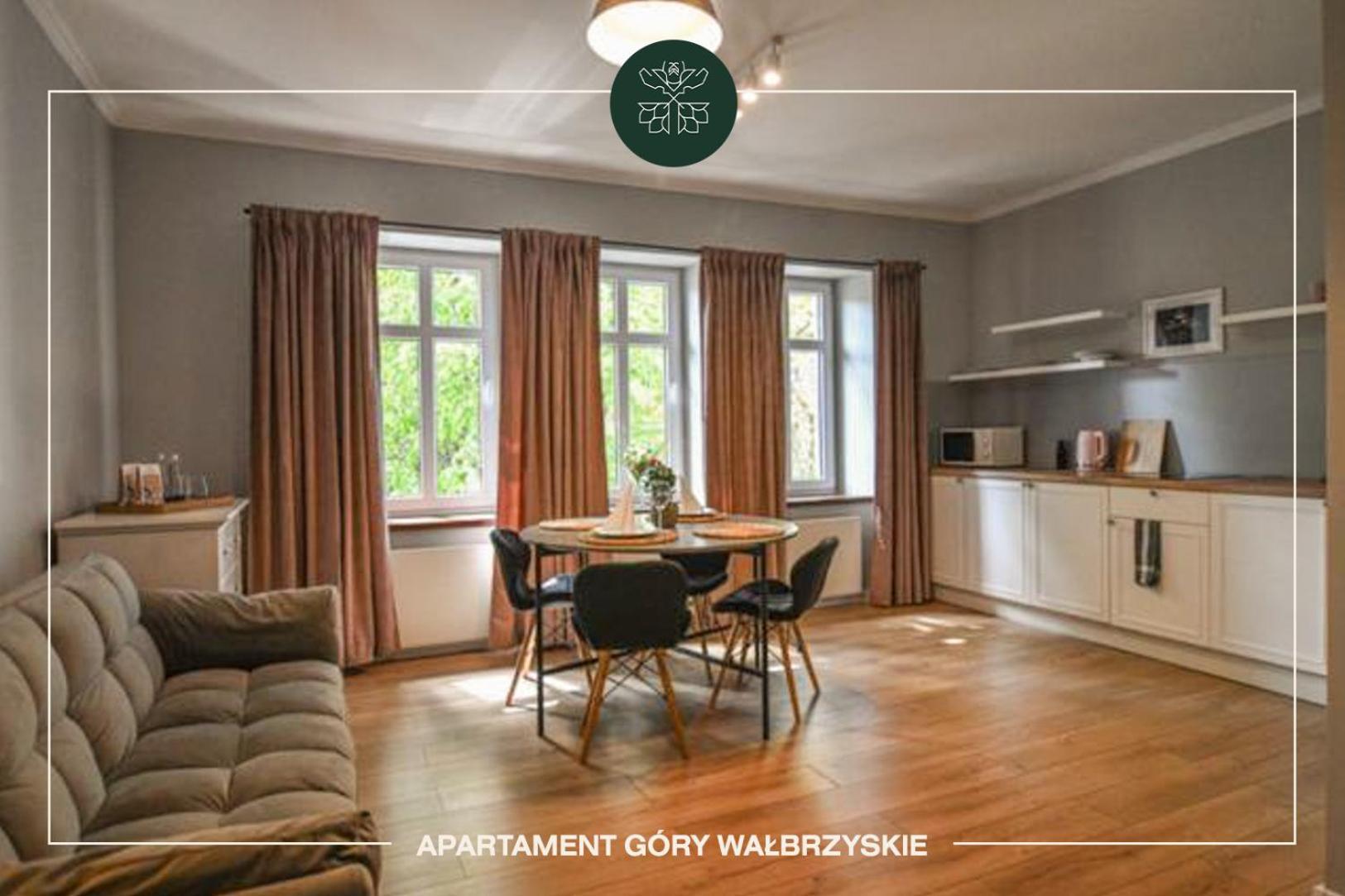 Apartamenty Przy Zamkowej W Walbrzychu Exteriör bild
